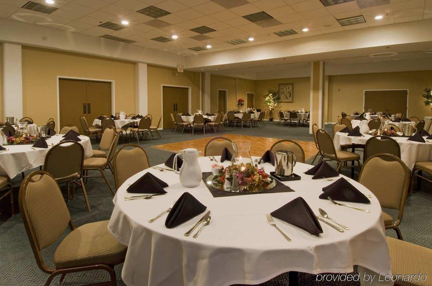 Embassy Suites Brunswick Restaurante foto